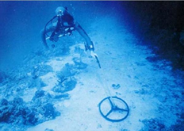 ypobryxios_anixneuths_metallwn_aquapulse_aq1b