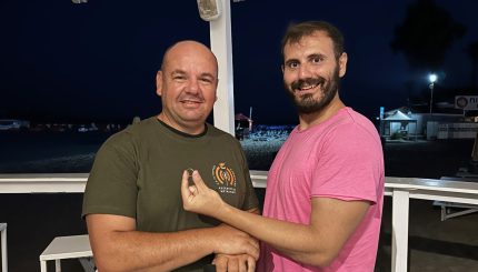 anixneyths-metallon-xp-deus-ii-brhke-se-paralia-xamenh-xrysh-bera-min